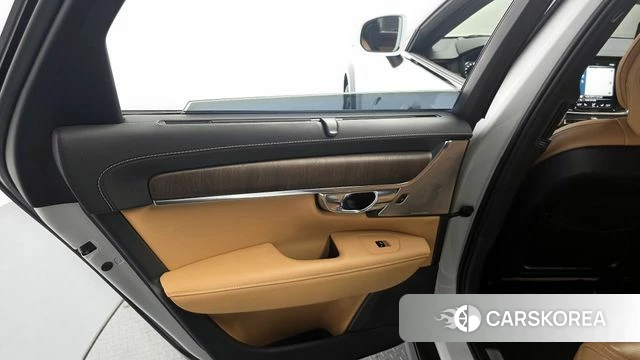 Volvo V90 Cross-Country id 4402615 из Кореи 17