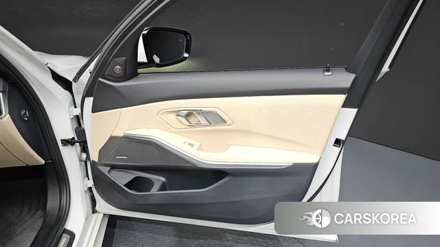 BMW 3 Series (G20) id 4834548 из Кореи 17