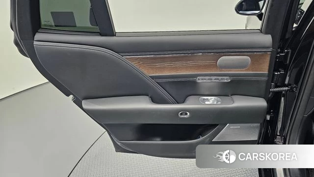 Genesis G90 (RS4) id 4880038 из Кореи 17