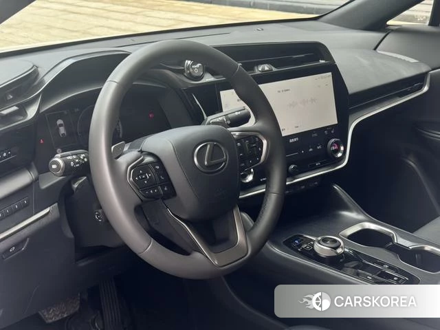 Lexus RZ id 4298350 из Китая 17