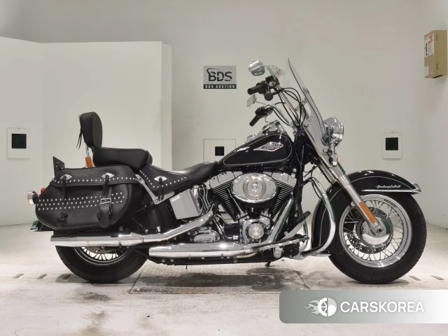 Проданный Harley-Davidson Heritage Softail Classic FLSTC1580 2012 из Японии