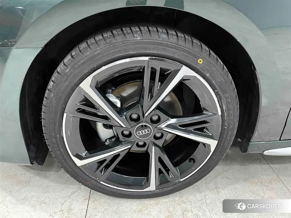 Audi A3 id 4589418 из Китая 17