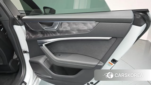 Audi A7 (4K) id 4194018 из Кореи 17