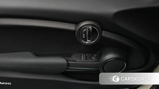 Mini Cooper id 4490000 из Кореи 17