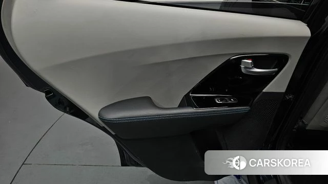 Kia Niro id 4620440 из Кореи 17