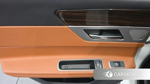 Jaguar XF (X260) id 4615120 из Кореи 17