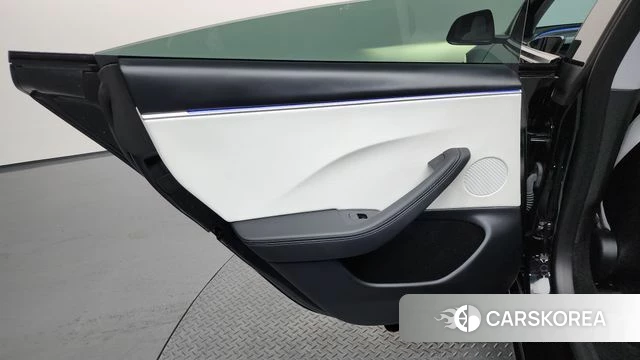 Tesla Model 3 id 4408086 из Кореи 17