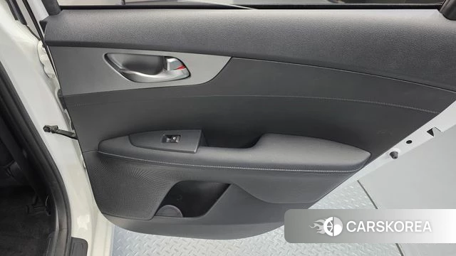 Kia Come New K3 id 4864998 из Кореи 17