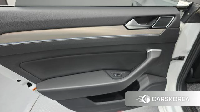 Volkswagen Arteon id 4770370 из Кореи 17