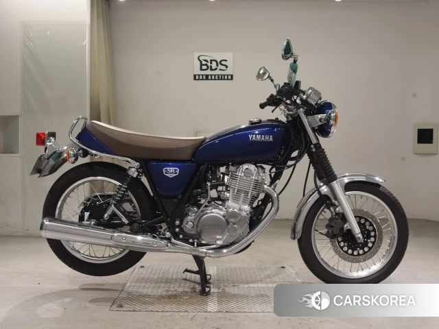 Проданный Yamaha SR400 2022 из Японии