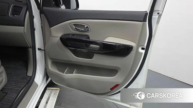 Kia The New Carnival id 4722603 из Кореи 17