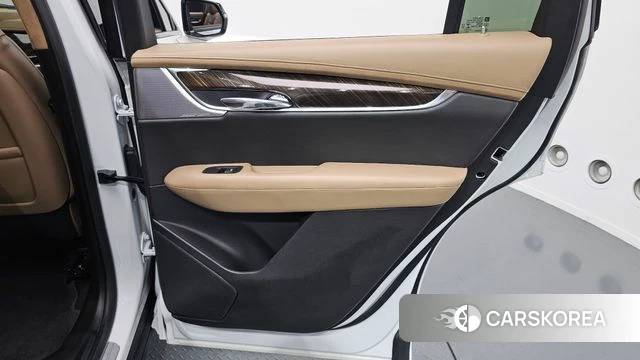 Cadillac XT6 id 4579922 из Кореи 17