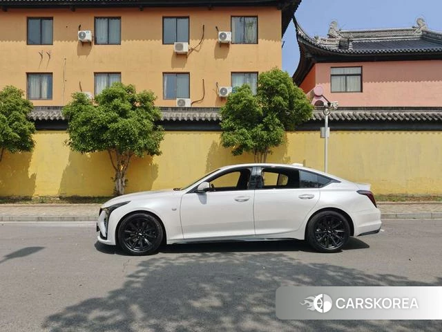 Cadillac CT5 id 4241458 из Китая 17