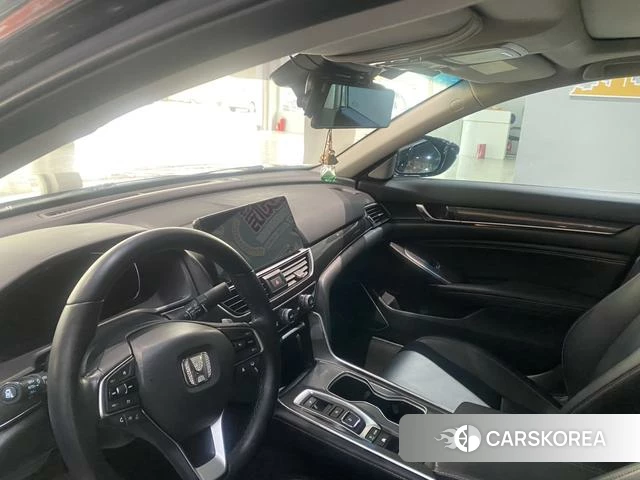 Honda Accord id 4307778 из Китая 17