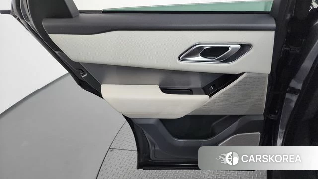 Land Rover Range Rover Velar id 4708389 из Кореи 17