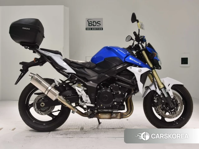 Проданный Suzuki GSR750 ABS id 4177165 из Японии