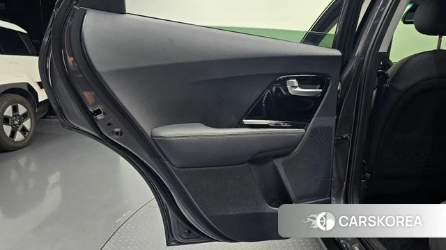 Kia The New Niro id 4458912 из Кореи 17