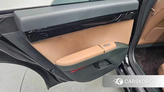 Hyundai Grandeur Hybrid (GN7) id 4222674 из Кореи 17