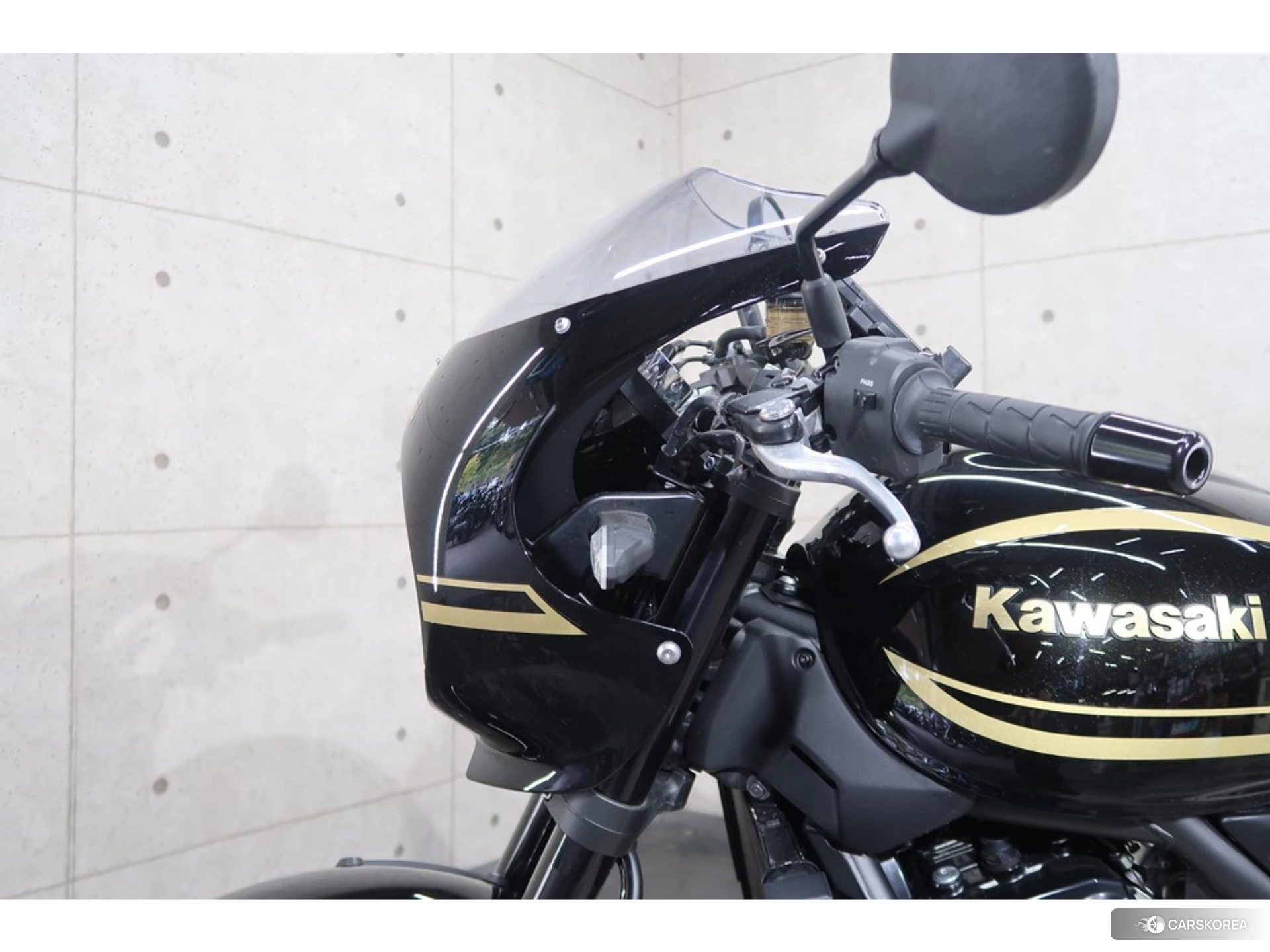 Kawasaki Z900RS CAFE id 3950321 из Японии 17