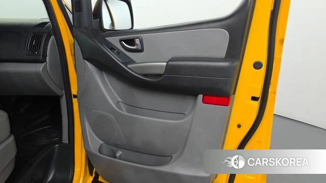 Hyundai The New Grand Starex id 4477250 из Кореи 17