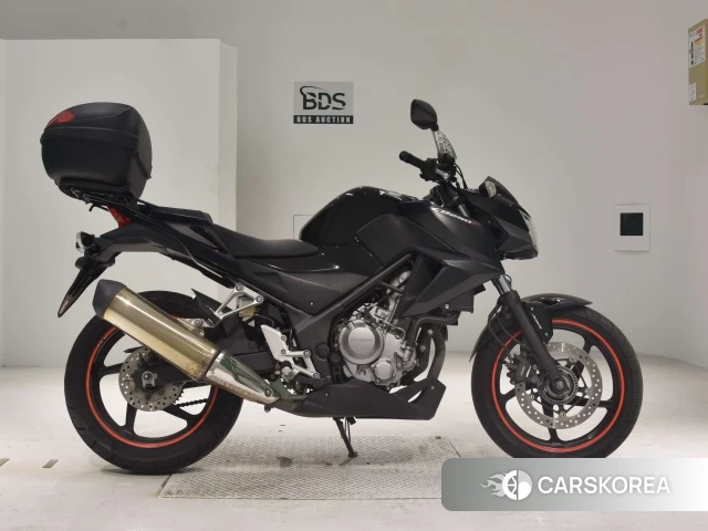 Проданный Honda CB250F 2015 из Японии