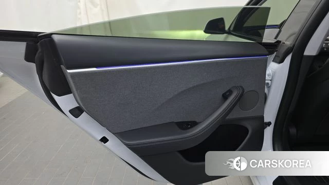 Tesla Model 3 id 4645219 из Кореи 17