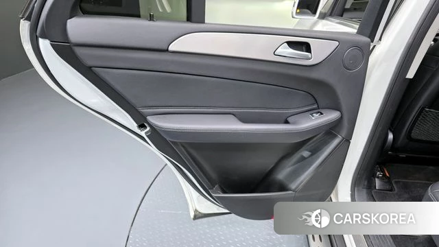 Mercedes-Benz GLE - Class W166 id 4384767 из Кореи 17