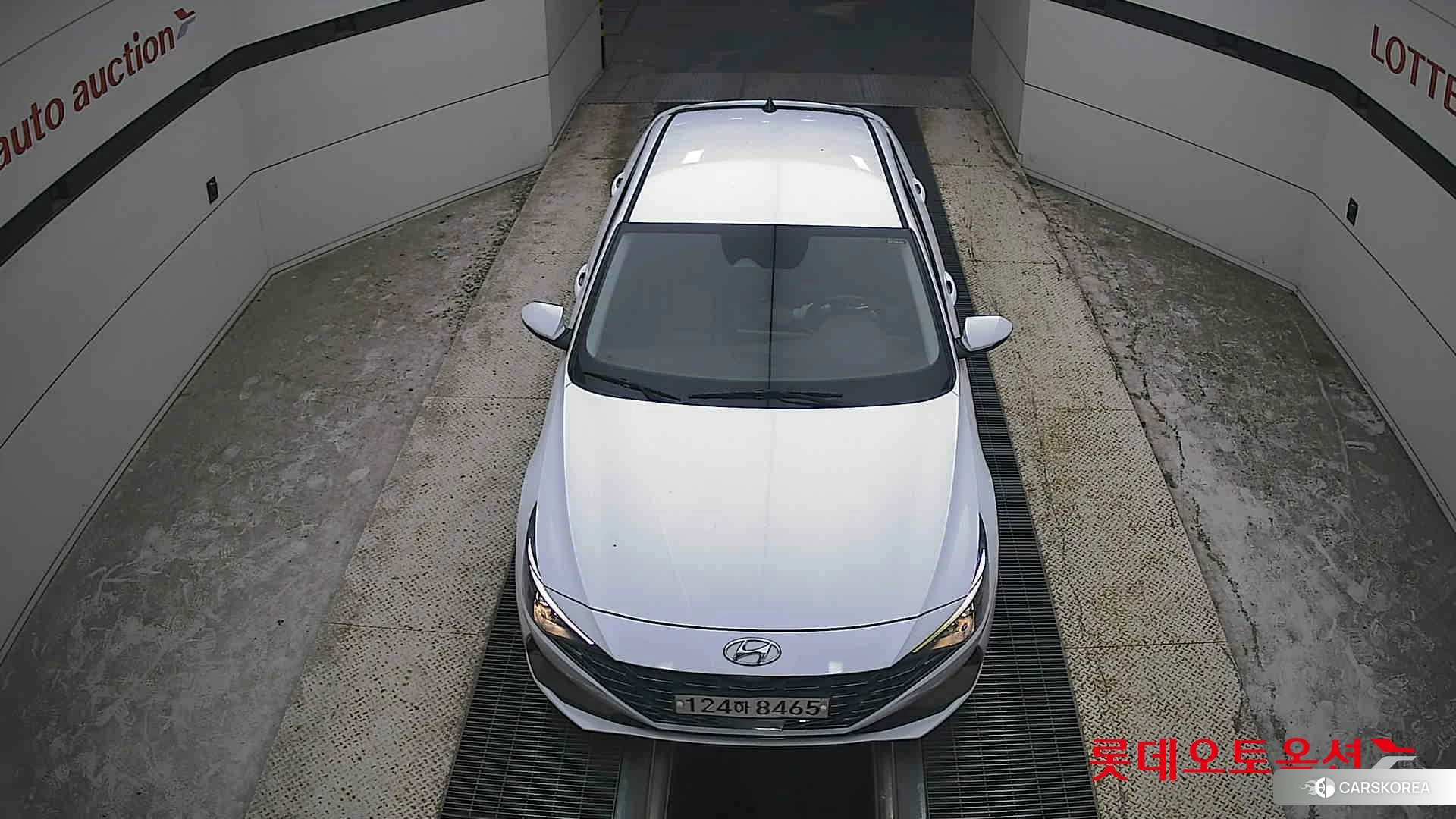 Hyundai Avante Hybrid id 4902379 из Кореи 17