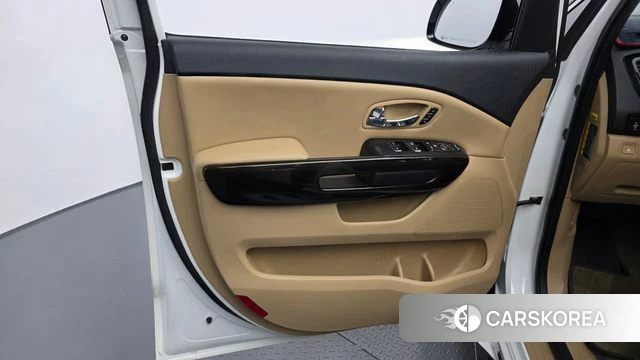 Kia The New Carnival id 4310455 из Кореи 17