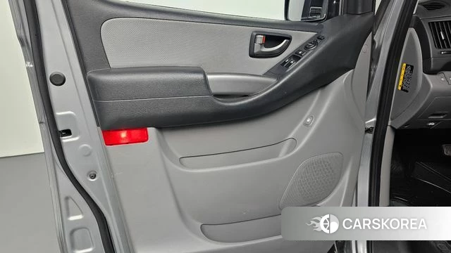 Hyundai The New Grand Starex id 4930908 из Кореи 17
