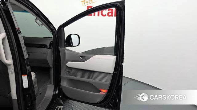 Hyundai Staria id 4195066 из Кореи 17