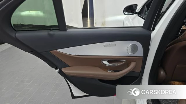 Mercedes-Benz E-Class W213 id 4519350 из Кореи 17