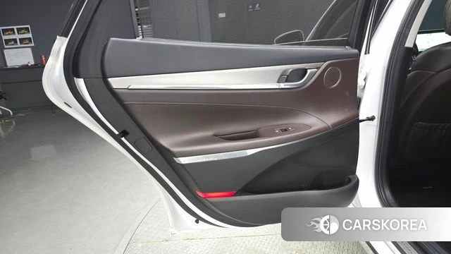 Hyundai The New Grandeur IG id 4647268 из Кореи 17