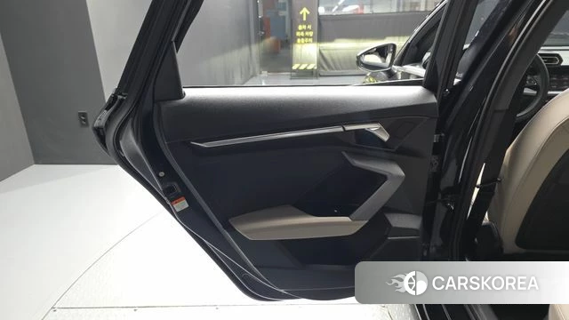 Audi A3 (8Y) id 4493579 из Кореи 17