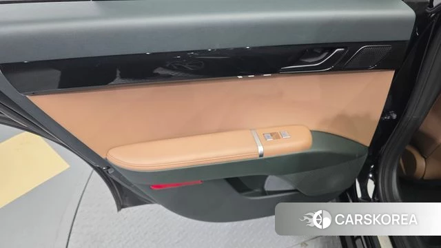 Hyundai Grandeur (GN7) id 4292675 из Кореи 17