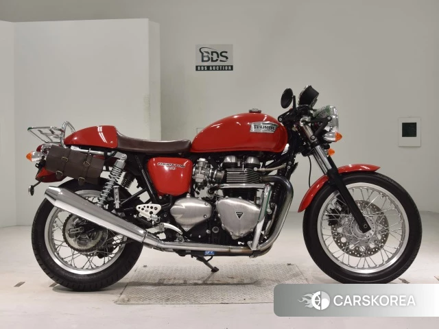 Проданный Triumph THRUXTON 2012 из Японии, фото 2
