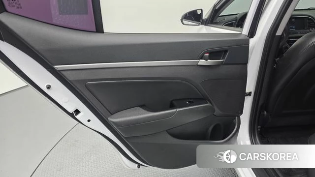 Hyundai Avante AD id 4197195 из Кореи 17