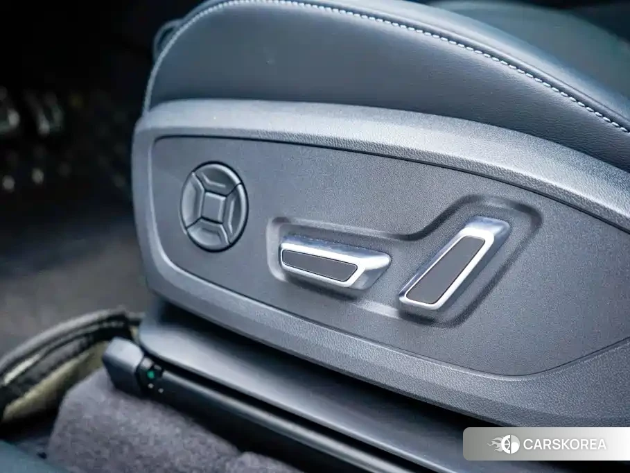 Audi Q6L e-tron id 4674514 из Китая 17