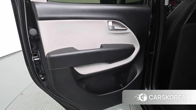Kia The New Kia Ray id 4670342 из Кореи 17