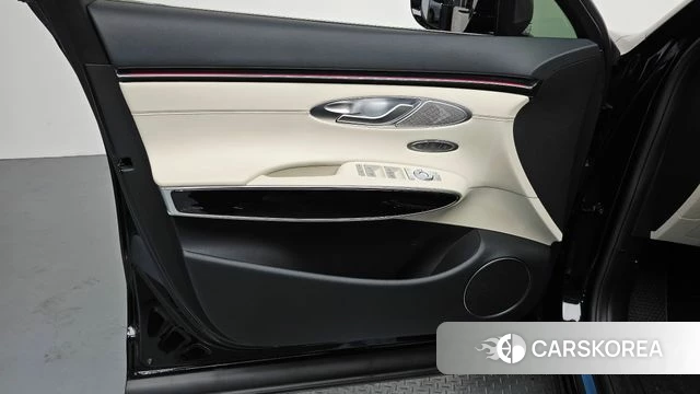 Genesis GV70 id 4407805 из Кореи 17