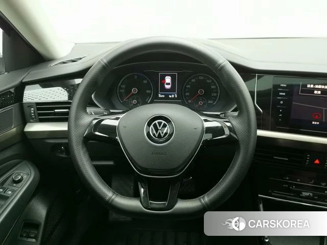 Volkswagen Passat PHEV id 4300927 из Китая 17