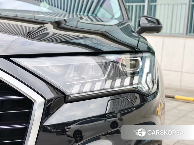 Audi Q7 id 4215207 из Китая 17