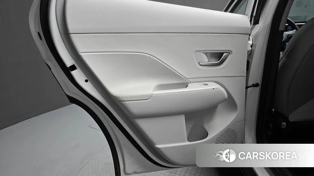 Hyundai Kona (SX2) id 4618396 из Кореи 17