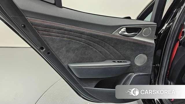 Kia Stinger Meister id 4592957 из Кореи 17