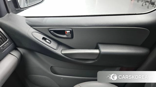 Hyundai The New Grand Starex id 4894798 из Кореи 17