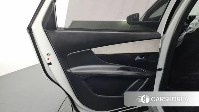 Peugeot 5008 second generation id 4231474 из Кореи 17