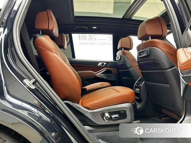 BMW X7 id 4278921 из Китая 17