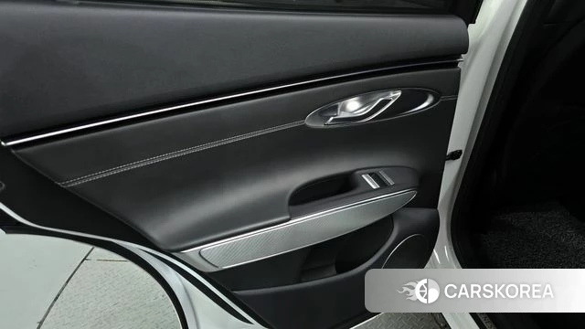Genesis GV70 id 4308980 из Кореи 17