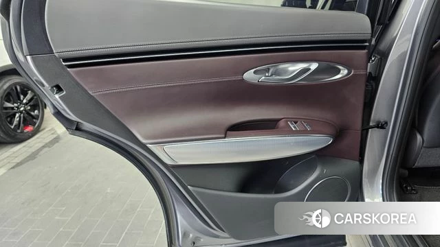 Genesis GV70 id 4657218 из Кореи 17