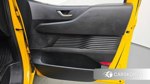 Hyundai Staria id 4572735 из Кореи 17